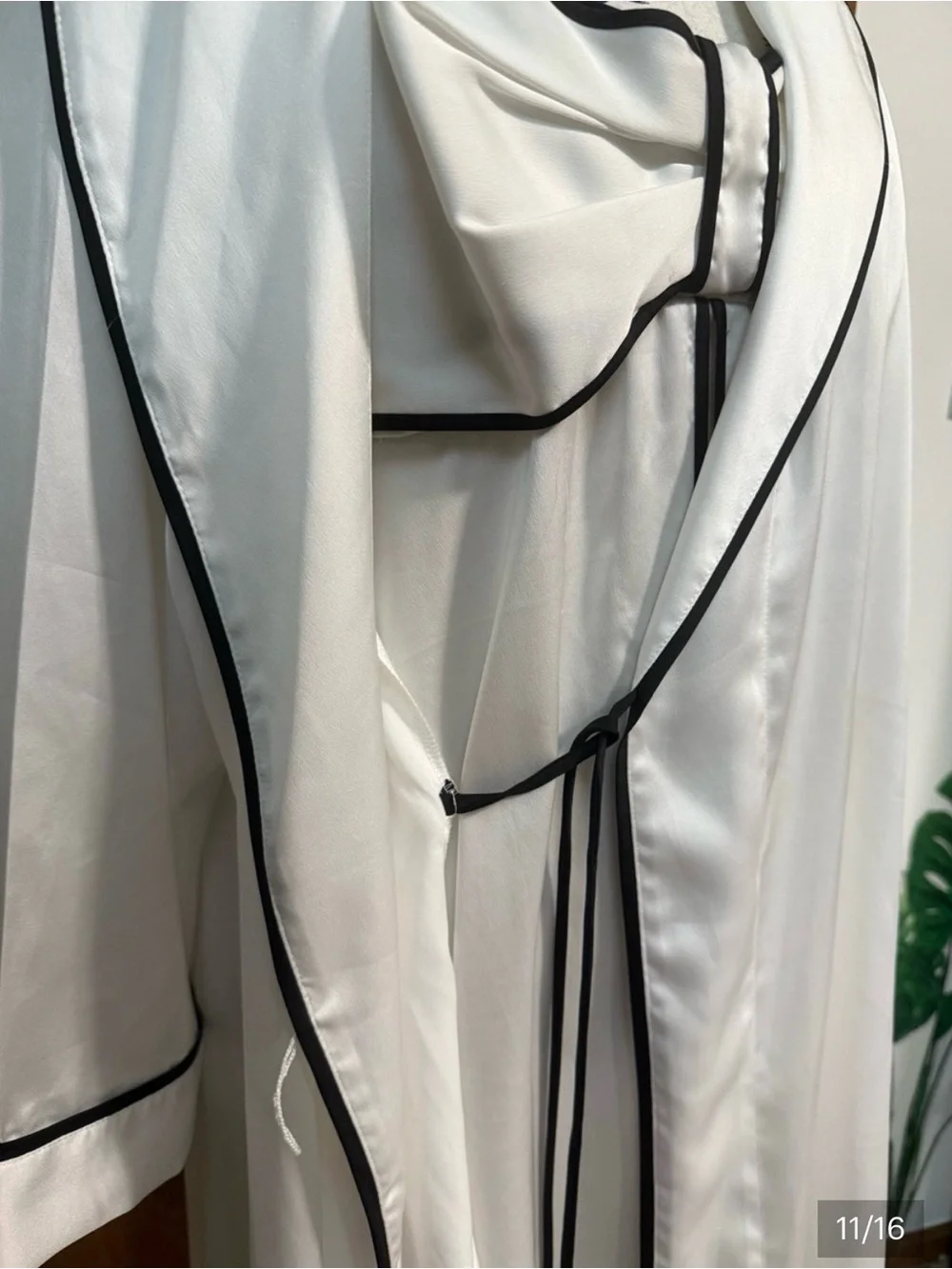Kate Spade- White black “Mrs” satin robe with belt, XL